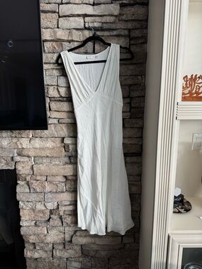 Aritzia midi dress